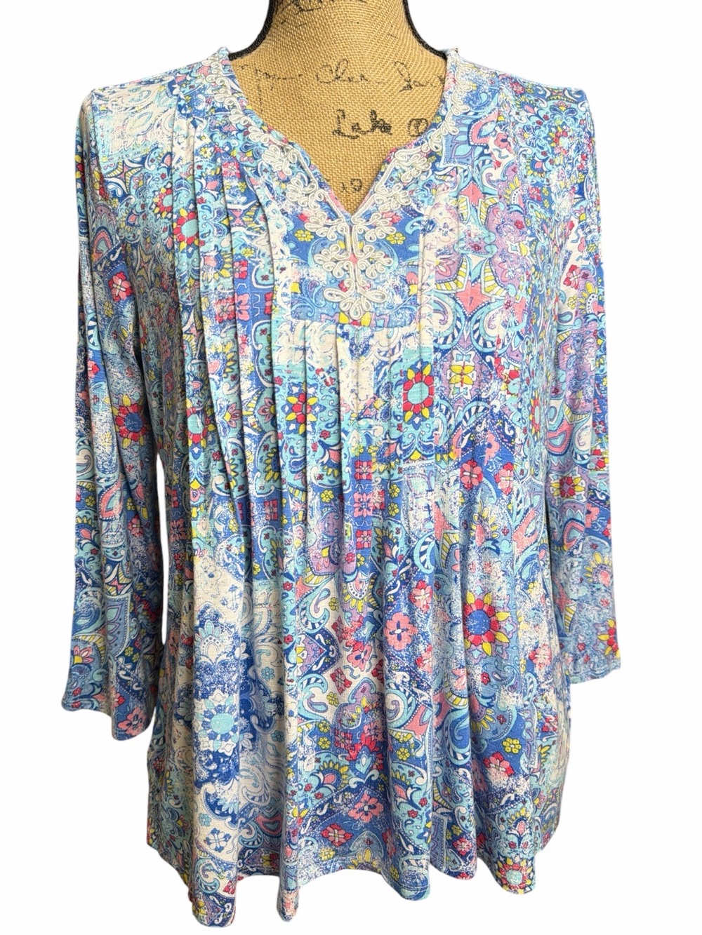 Ruby Rd. Blue Multi Floral Paisley Long Sleeve Tunic. EC.  Size Petite Medium